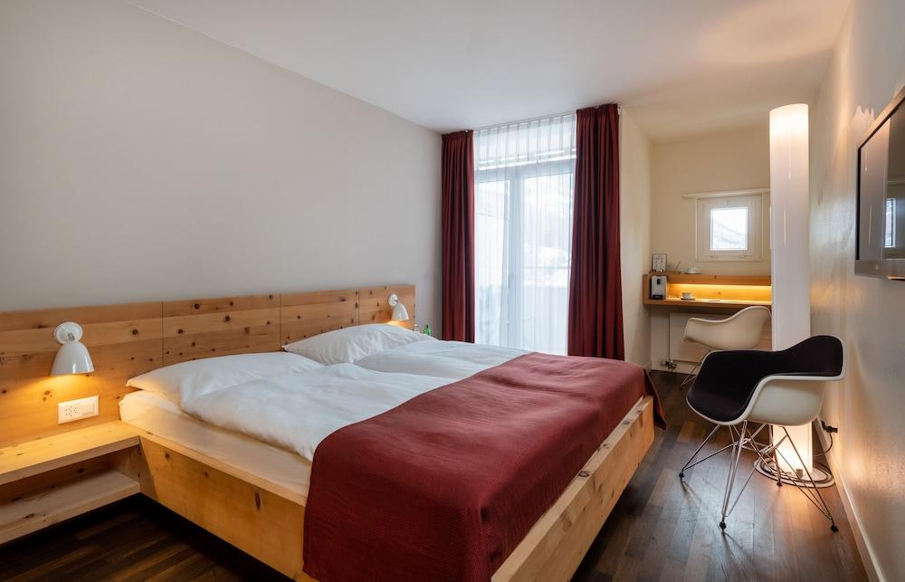 Hotel Schweizerhof Sils Maria, A Faern Collection Hotel Exterior photo